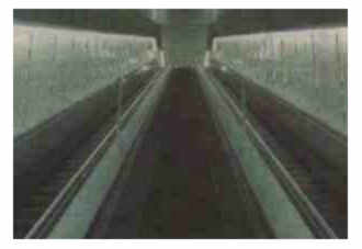 rolltreppe.jpg (8505 Byte)
